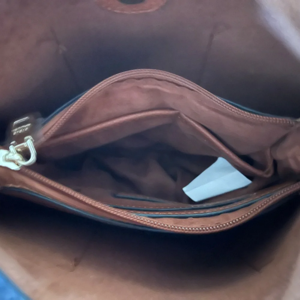 STEVE MADDEN BUCKET BAG NWOT, Chestnut Brown, Gold Bead Accents on Handles